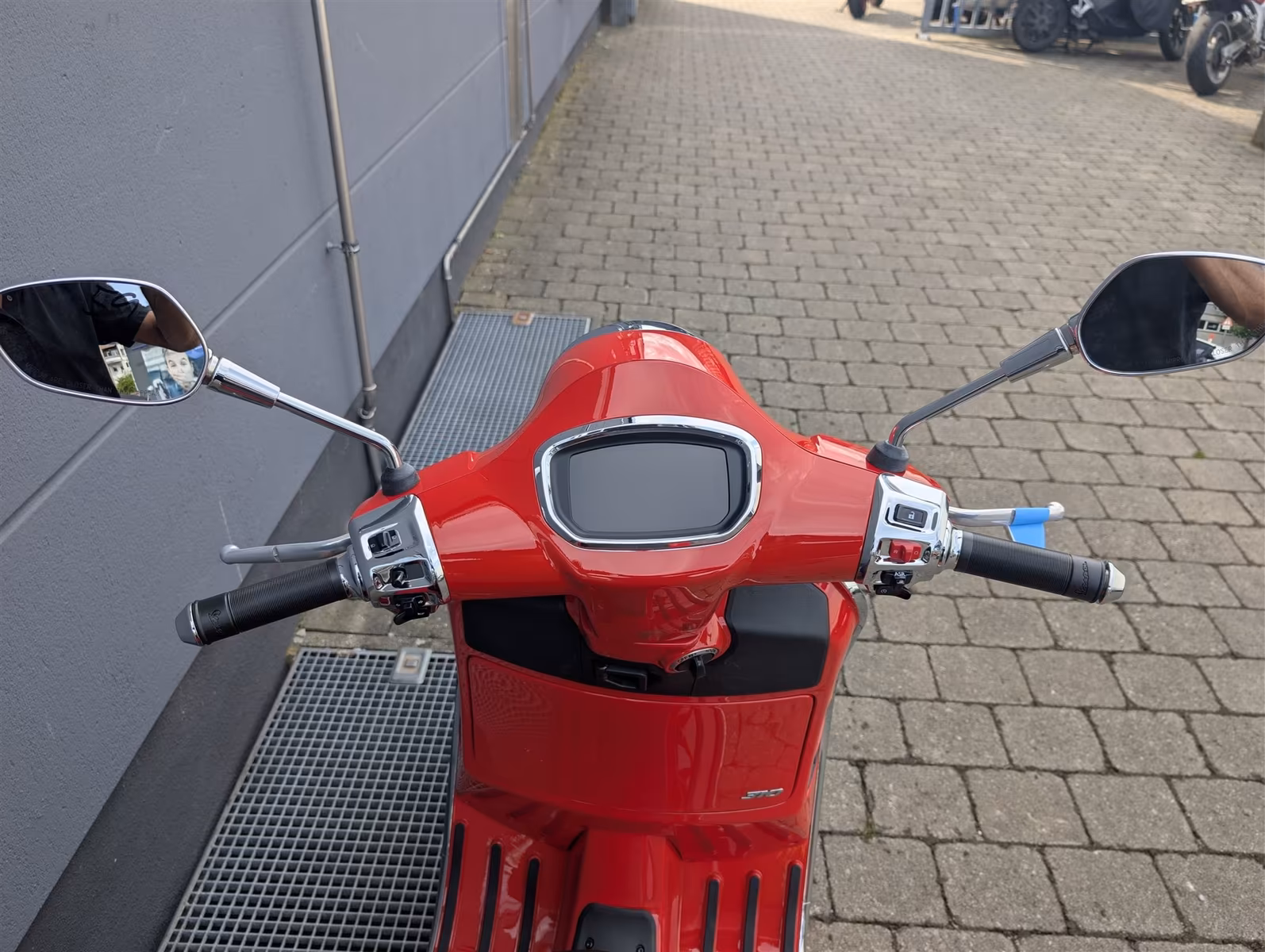 Vespa GTS 310 Super Facelift!!