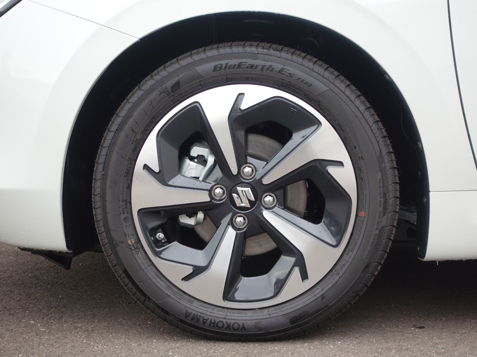 Fahrzeugabbildung Suzuki Swift Comfort+ 1.2 AUTOMATIK,Navi,Kamera,Sitzhzg