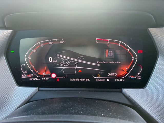 Fahrzeugabbildung BMW 218d Gran Coupé >NAV/AHK/LED/18Zoll Alu<