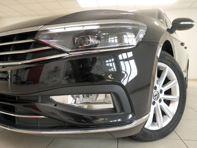 Passat Variant 2.0 TDI DSG Elegance Bluetooth