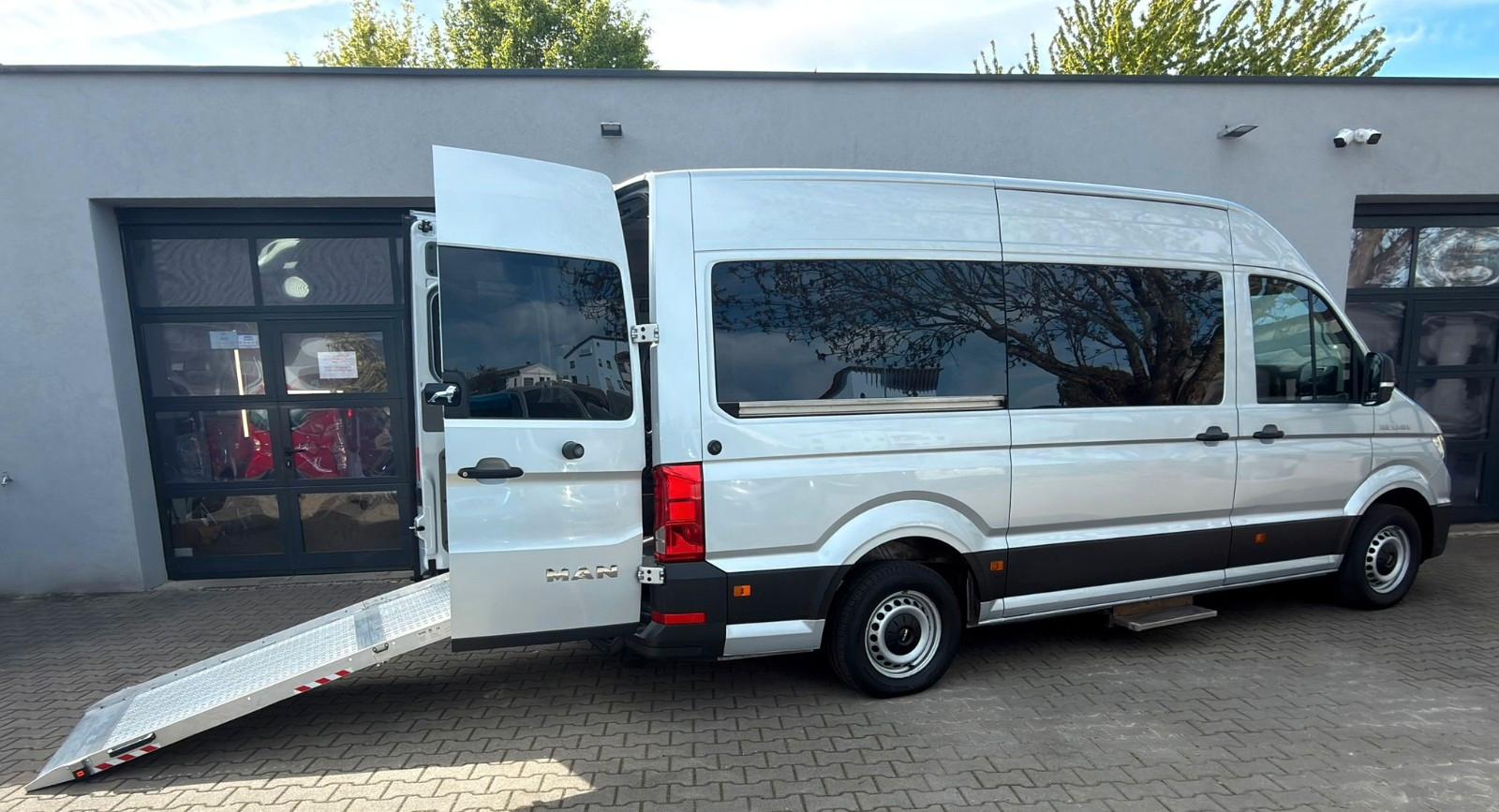 MAN TGE Elektro Navi*PDC*Kam*Rollstuhlrampe 9-Sitzer