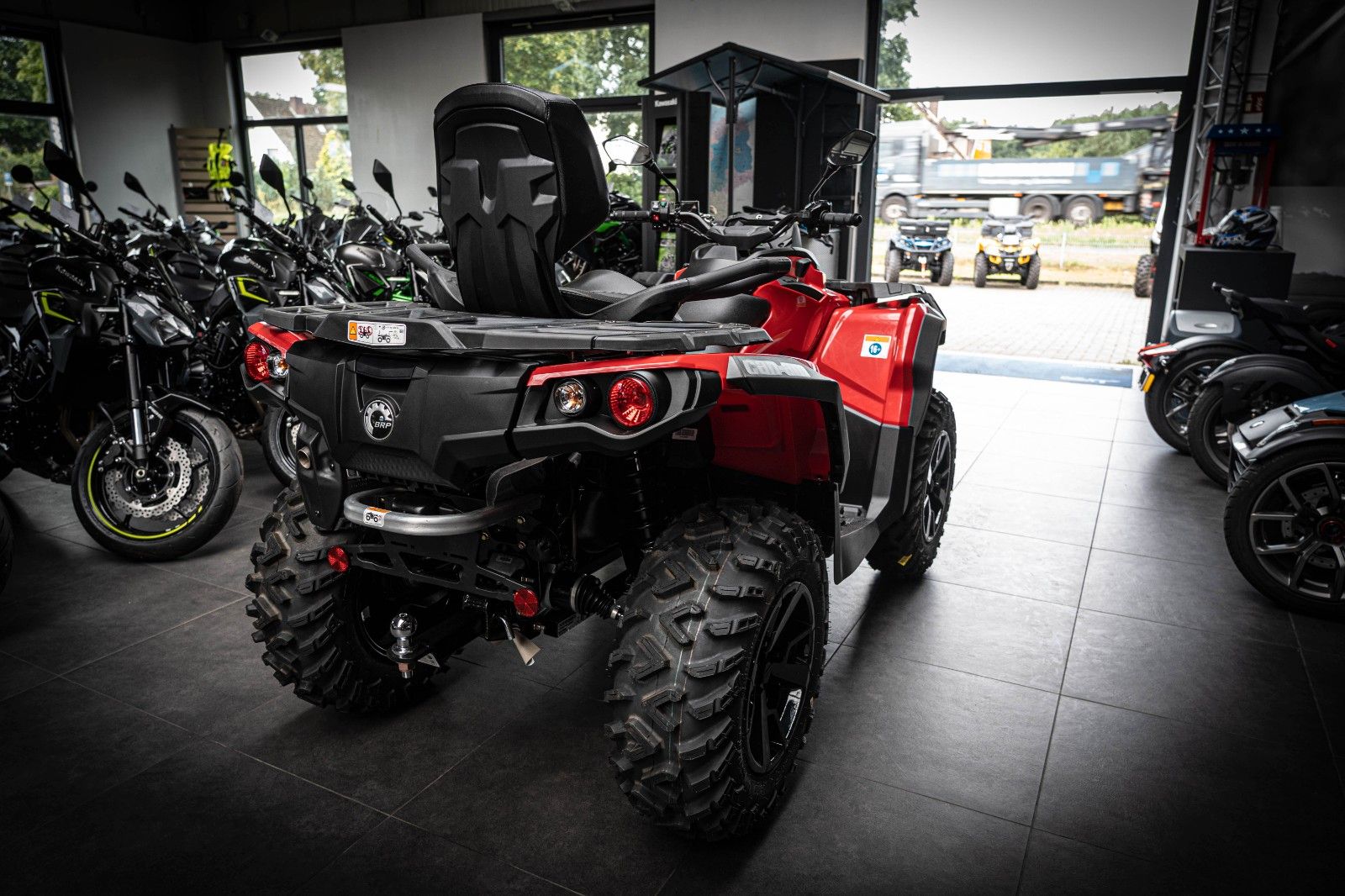 Fahrzeugabbildung Can Am Outlander 1000 MAX DPS T3B