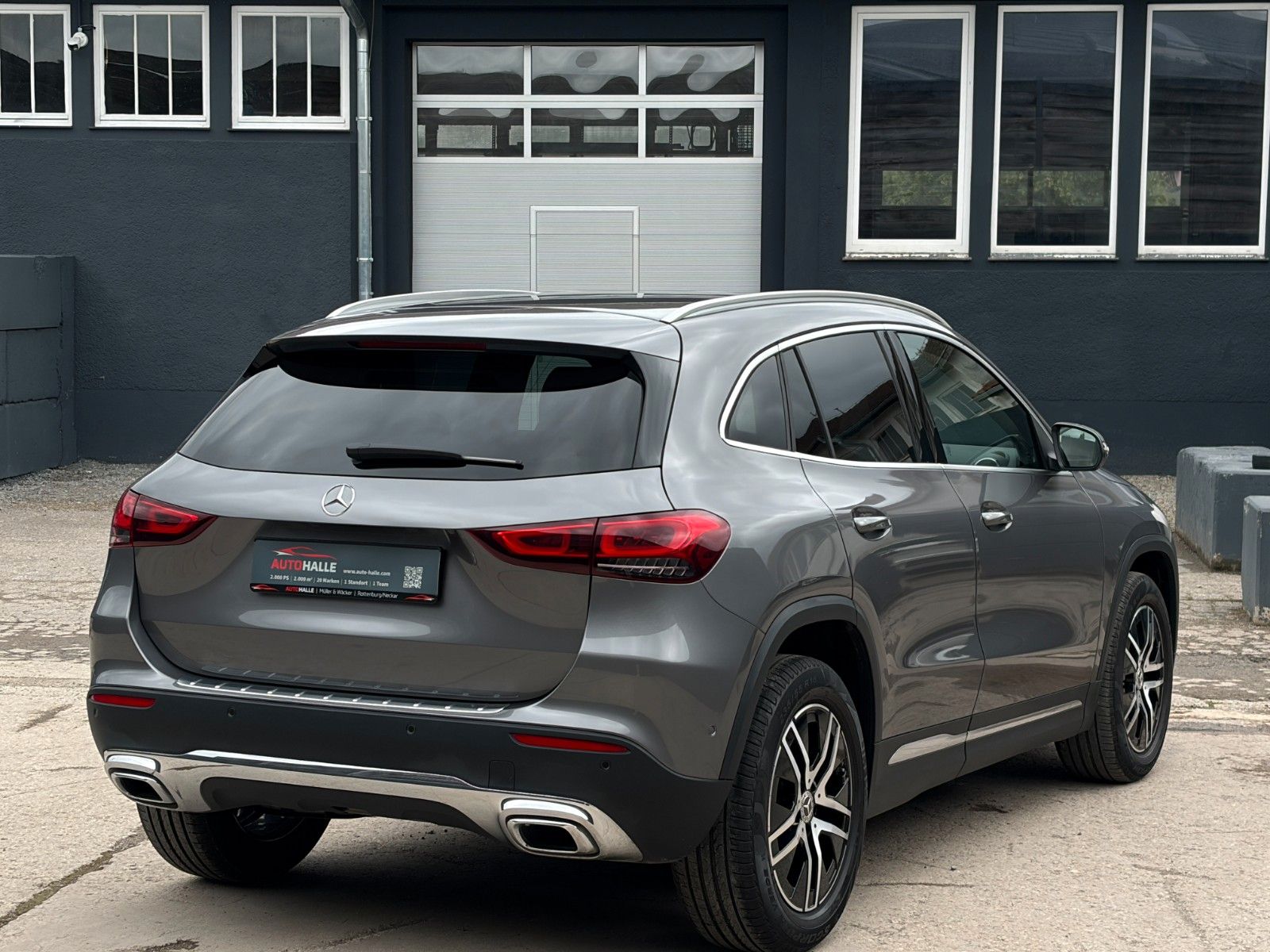 Fahrzeugabbildung Mercedes-Benz GLA 200 7G-DCT Progressive CarPlay Temp CAM AHK