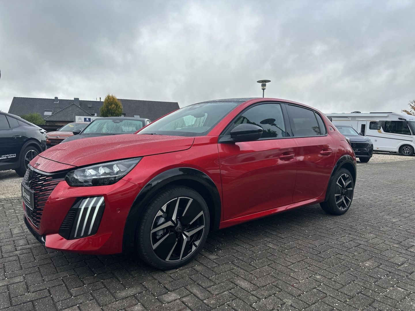 Fahrzeugabbildung Peugeot 208 GT Elektro 156 Panorama Navi 360 Kamera ACC