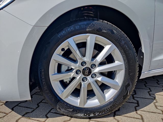A1 Sportback 30 TFSI Stronic LED/Sportsitz/APS