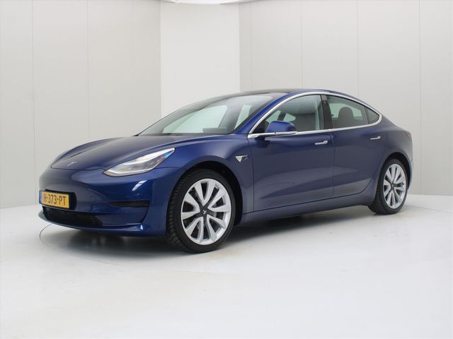 Tesla Model 3 Standard RWD Plus [ AUTOPILOT+19" LMV+60