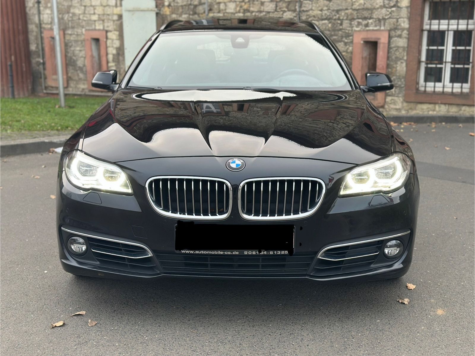 Fahrzeugabbildung BMW 530d xDRIVE TOURING LUXURY LINE*MOD.2015+PANO.*