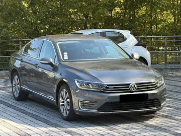 Volkswagen Passat - 3