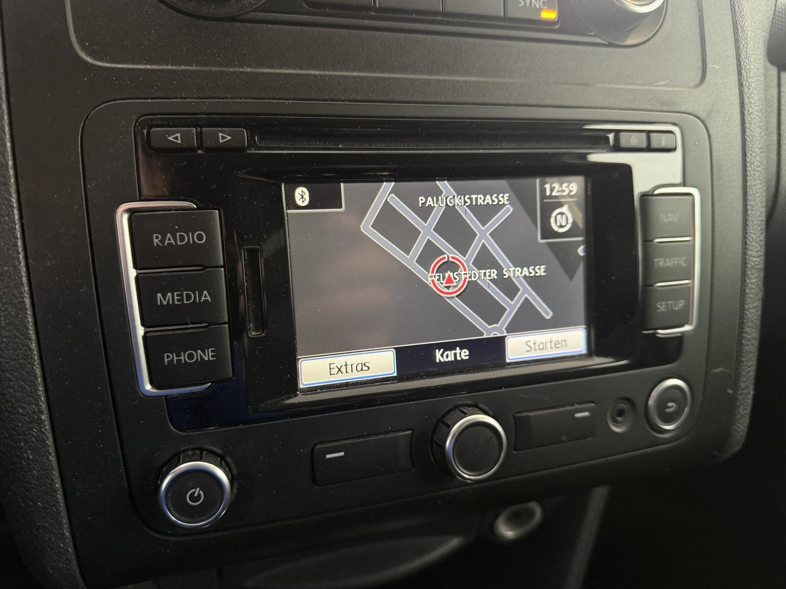 Volkswagen Caddy Maxi 2.0TDI DSG NAVI STANDHZG AHK 7SITZ