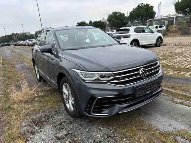 Tiguan 2.0 TDI DSG R-LINE 4M +IQ.LIGHT+PANO+HUD+