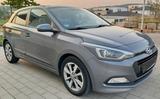 Hyundai i20 1.0 T-GDI 88kW SCHECKHEFT PANODACH NAVI - Hyundai i20: Von Privat