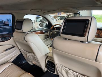 Jaguar XJ 2.7 D XJ6 Sovereign *Klima*Navi*PDC*Bluetooth