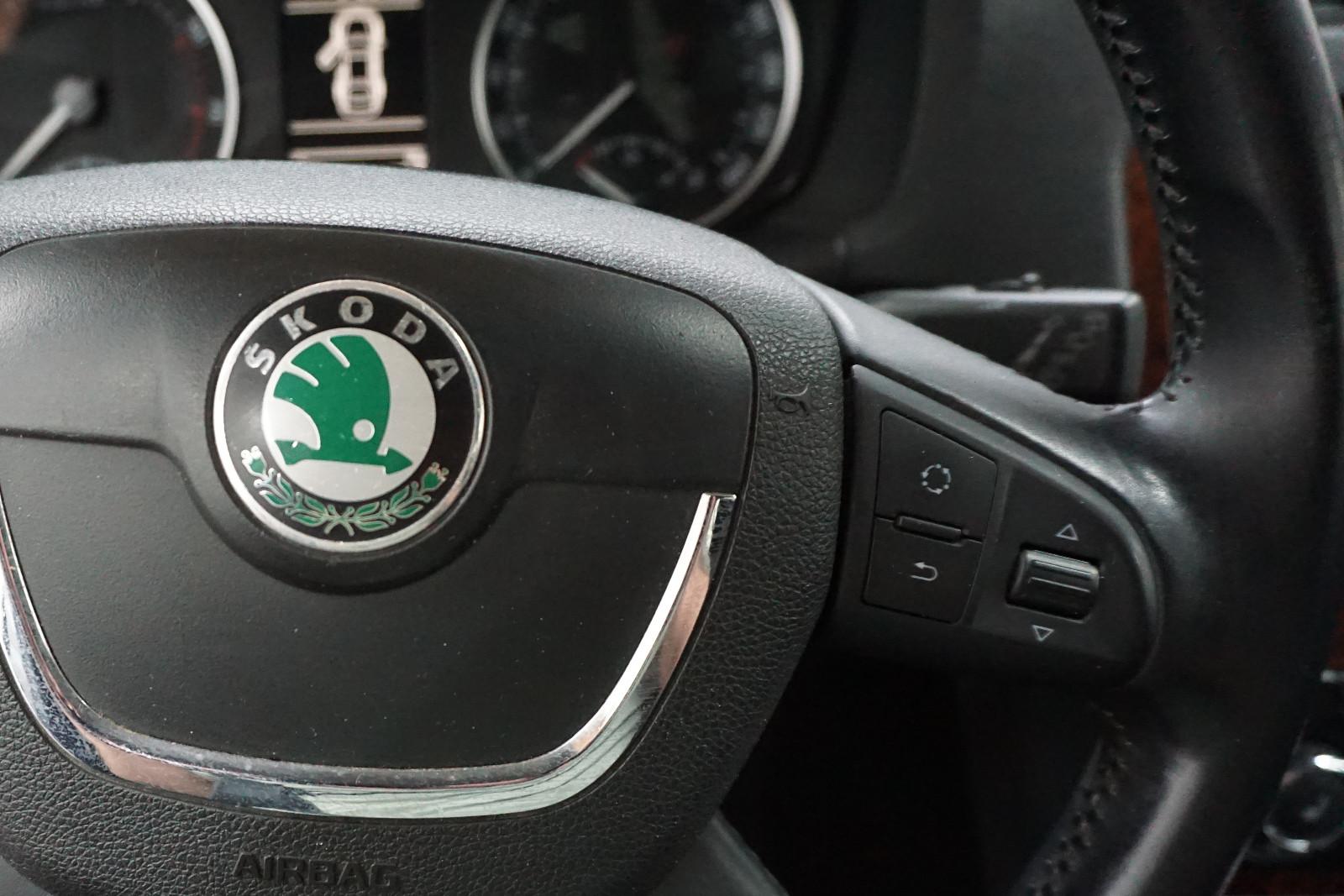 Skoda Octavia 2009 — photo 24