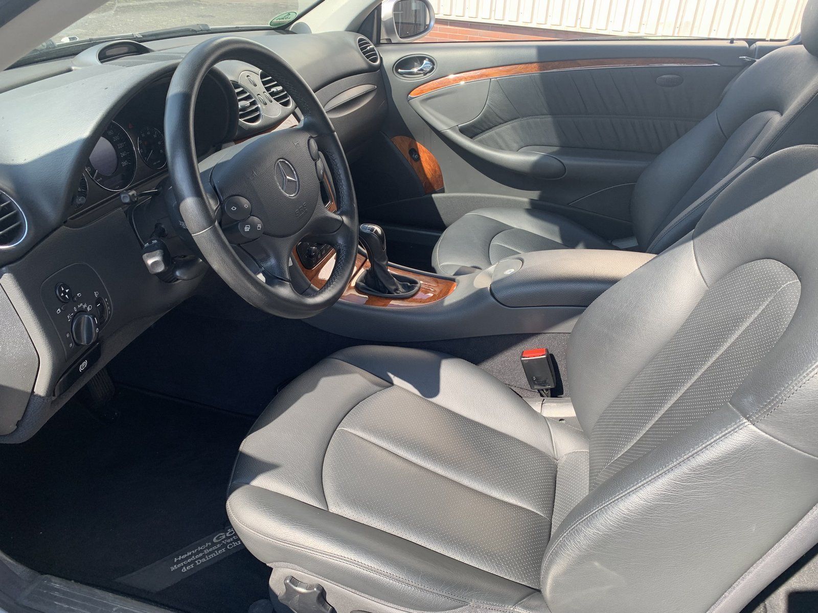 Fahrzeugabbildung Mercedes-Benz CLK 200 Elegance im KD Auftrag wenig Km