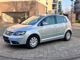 Volkswagen Golf Plus V Tour |1.Hand|Scheckheft|PDC||TÜV Neu - Volkswagen Golf: V Tour
