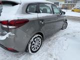 Kia Carens 1.6 GDI Spirit - Kia Carens mit Benzin-Antrieb