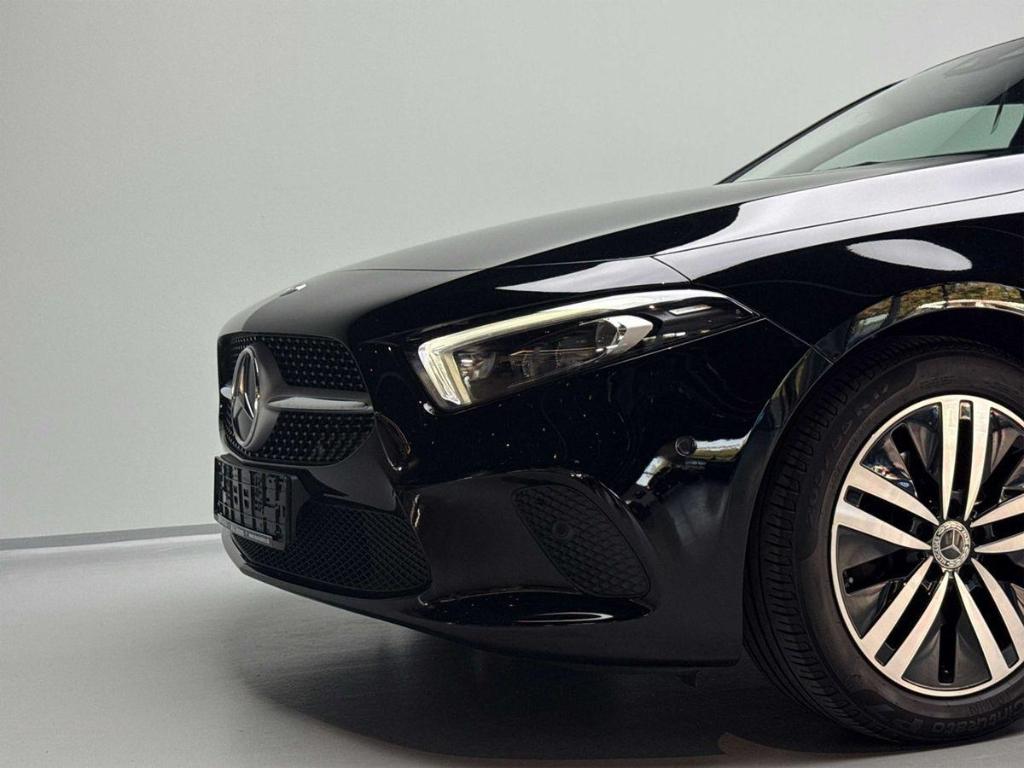 Mercedes-Benz A 180 Widescreen Multibeam AHK Kamera Leder MULT