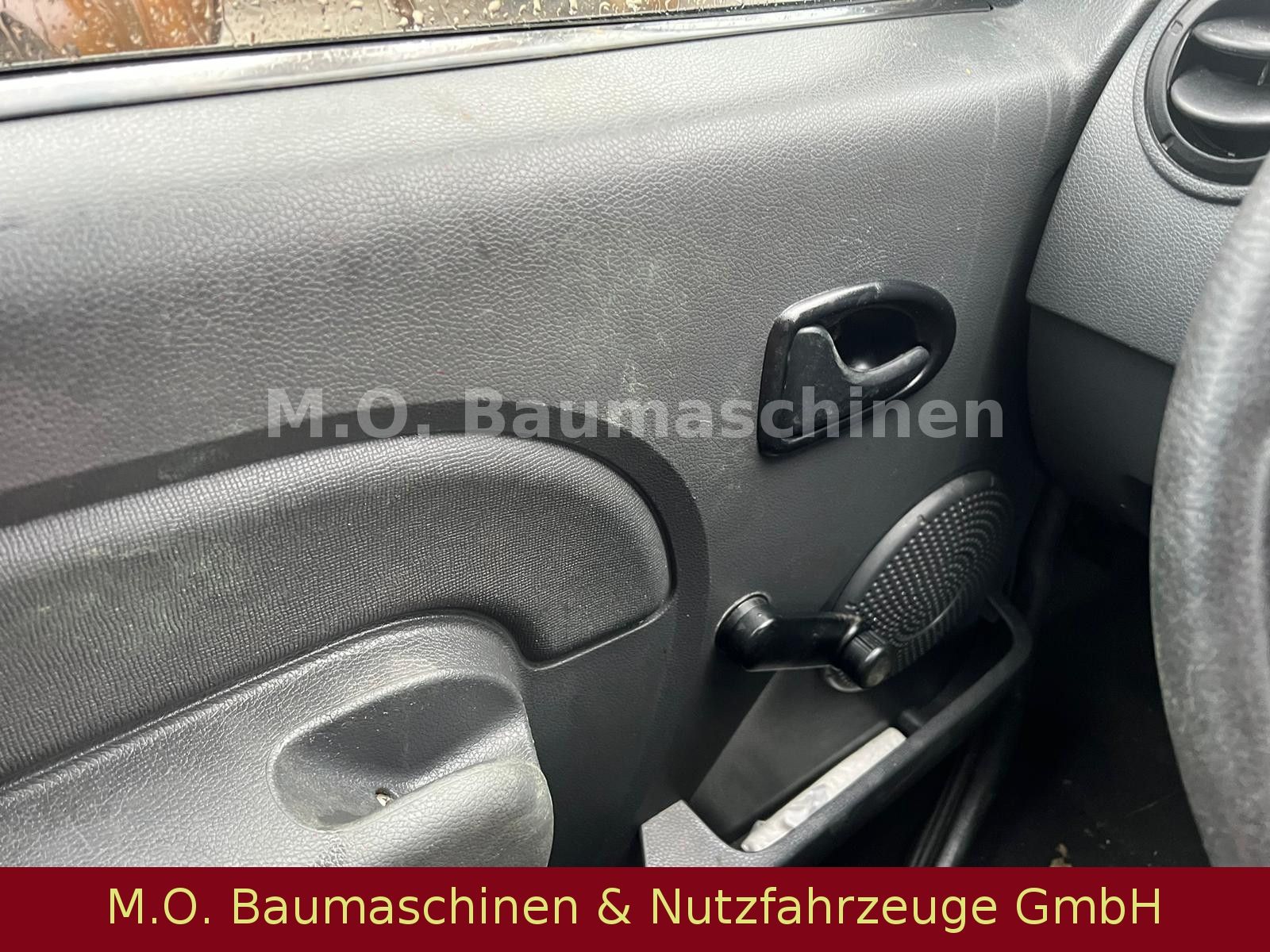 Fahrzeugabbildung Dacia Logan Express Ambiance / Kastenwagen