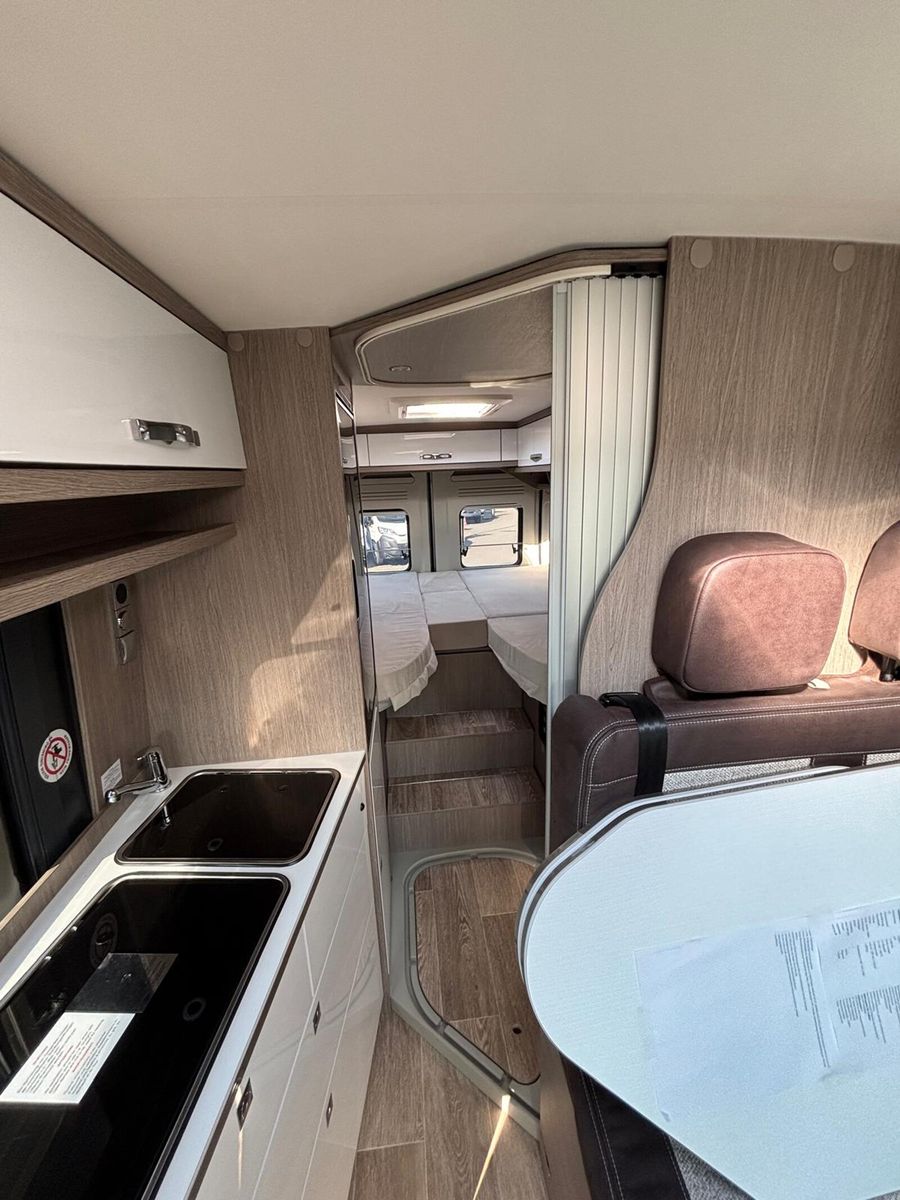 Fahrzeugabbildung Pössl Roadcruiser Citroen 165 PS Mark./AHK/Navi/Solar