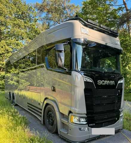 Другие STX Scania  2POut+Garage Solar Lithium  Mietkauf