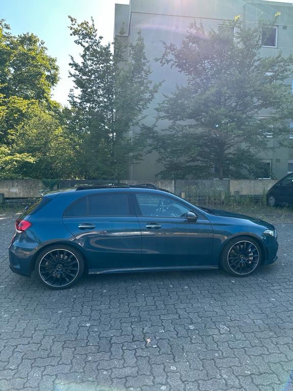 Mercedes-Benz A 35 AMG