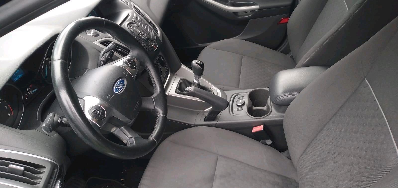 Ford Focus 2014 — photo 5