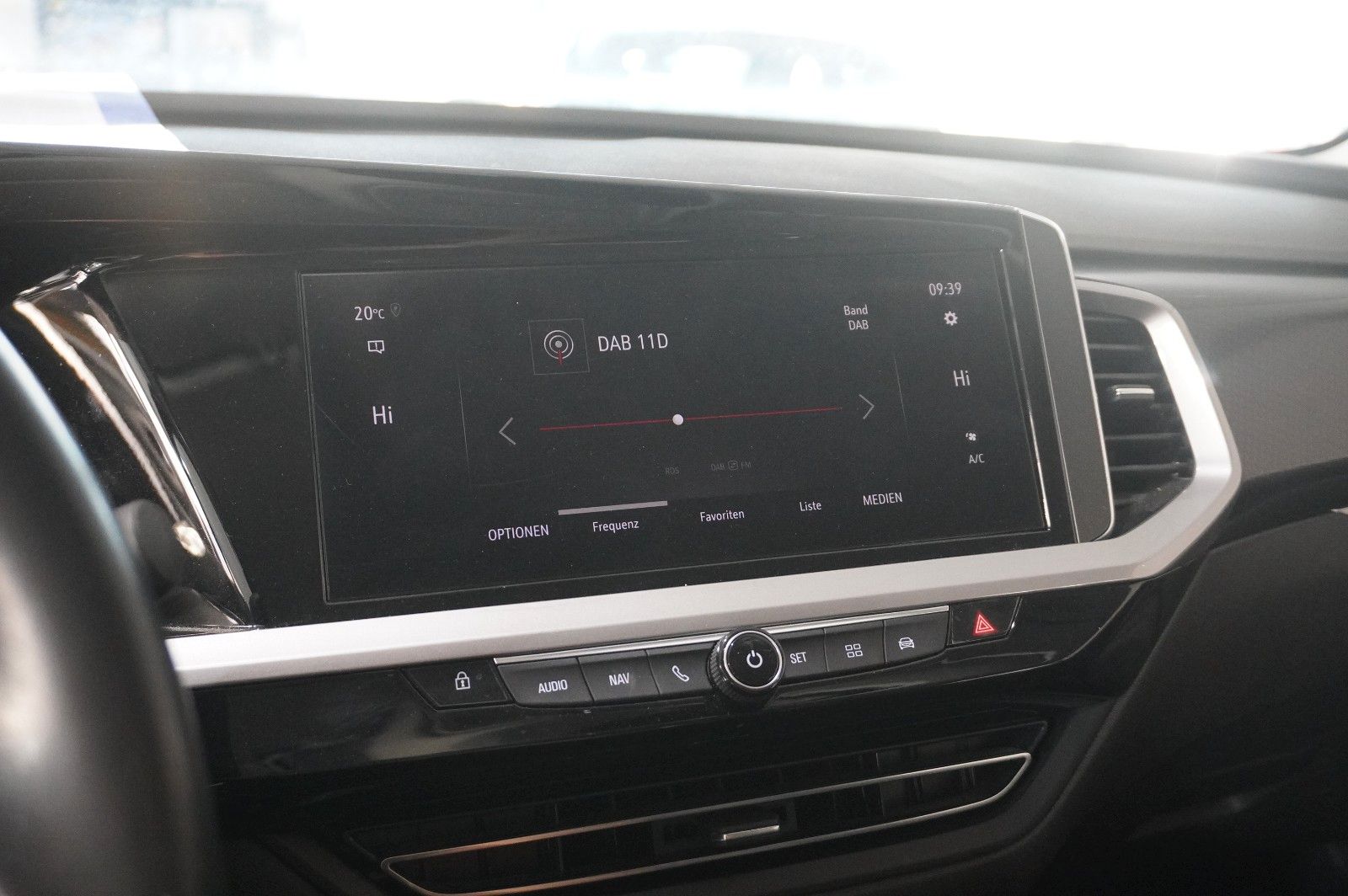 Fahrzeugabbildung Opel Grandland (X) 1.2T GS SPORT NAVI/LED/KAMERA/DAB+