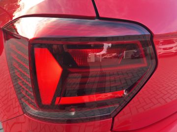 VW Polo VI Highline R-Line Automatik+Navi+ACC, Bild 34