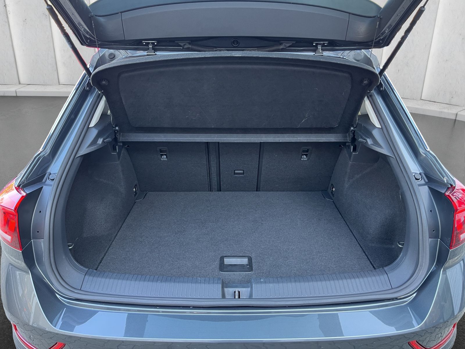Fahrzeugabbildung Volkswagen T-Roc Life*PDC*ViCo*SmartLink
