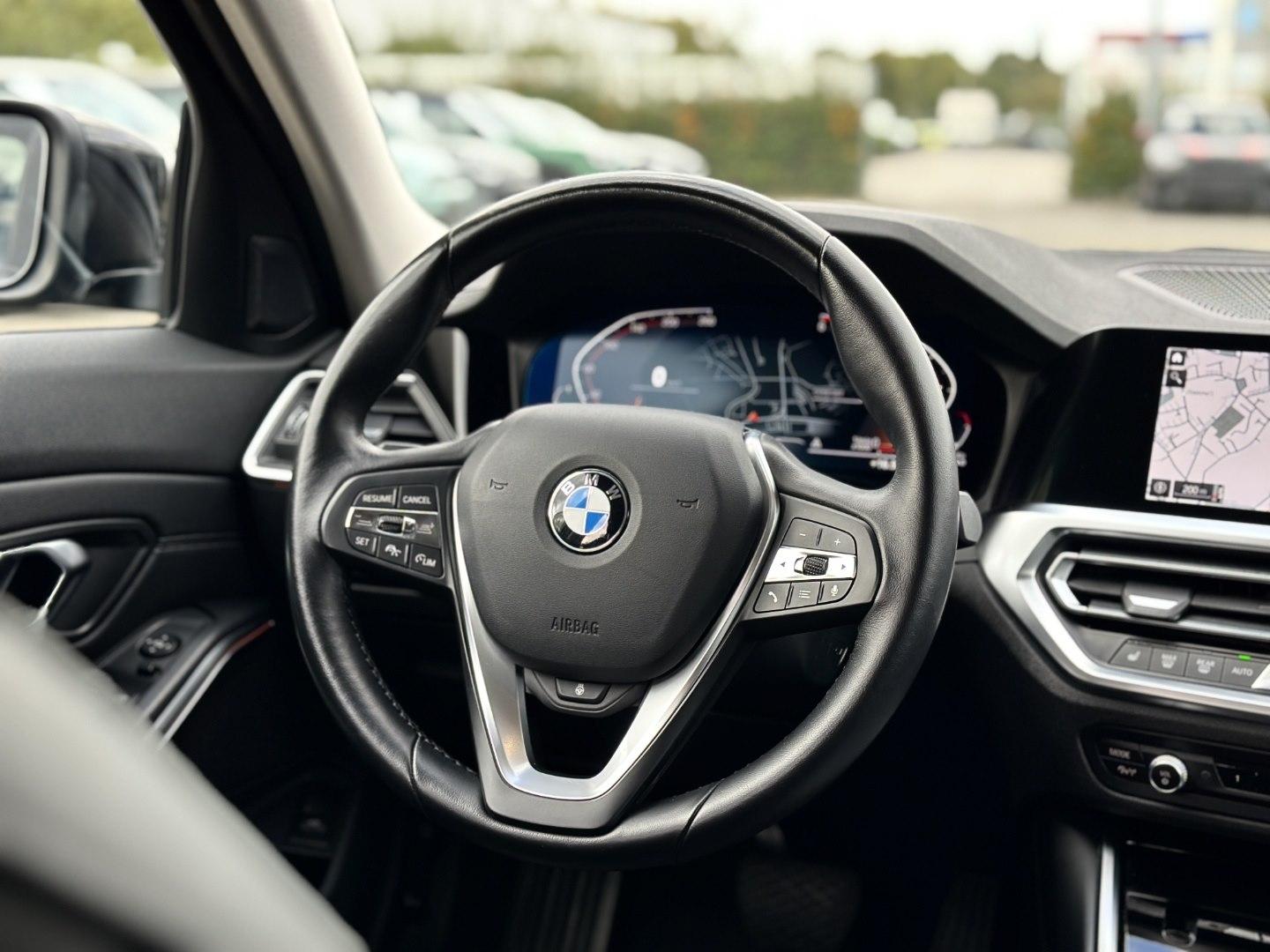 BMW 318d Touring Advantage HiFi DAB WLAN Standhzg.