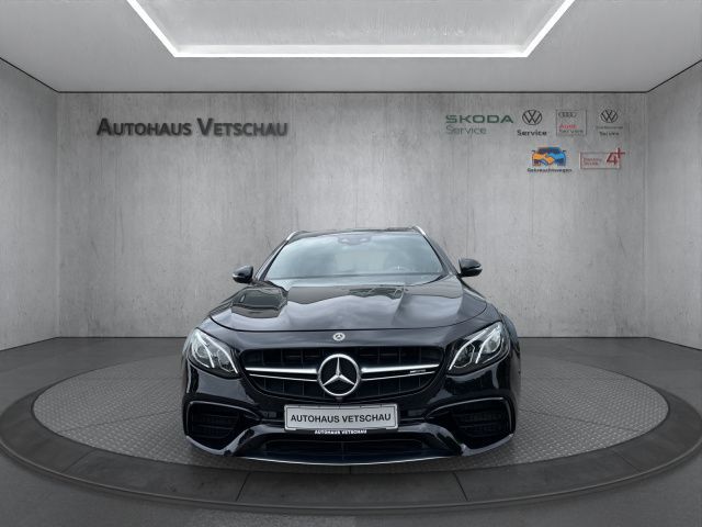 E Klasse E 63 S AMG 4Matic Bluetooth Navi LED