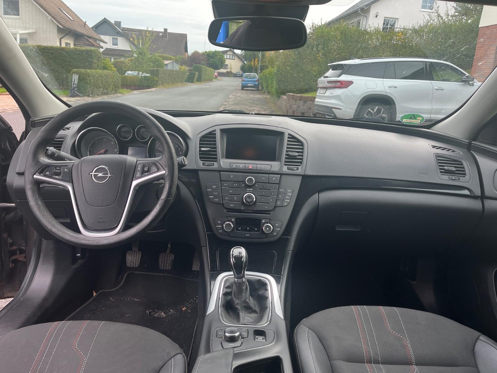 Opel Insignia 2012 — photo 7
