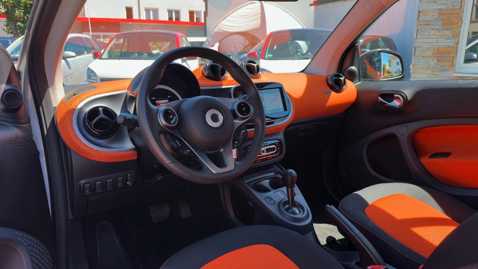 Smart Coupé DCT SILVER EDITION! NUR 34 TKM!