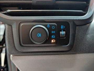 Ford Tourneo Custom Tit. 2.0 L1 NEUES MODELL