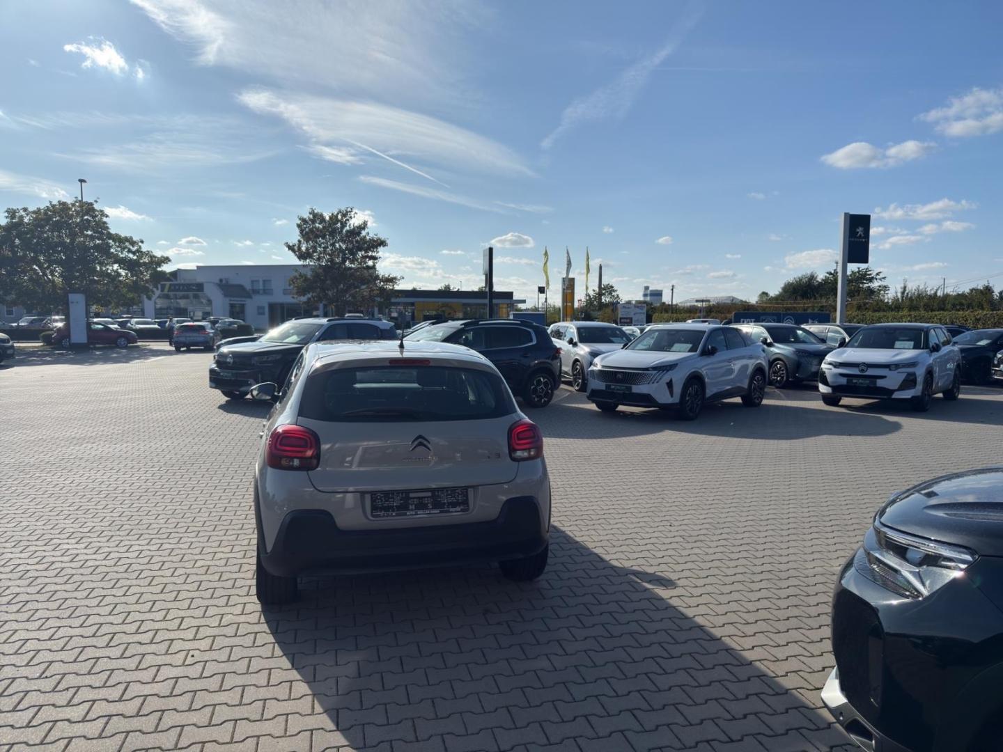 Citroën C3 PureTech 82 1.2 Plus  Navigation/LED/Klima