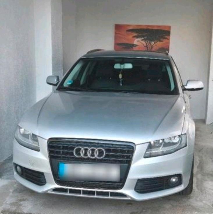 Audi A4 2011 — photo 10