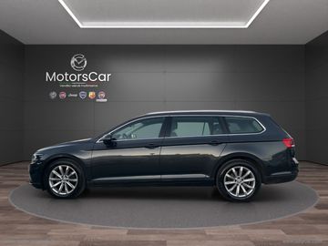 Volkswagen Passat - 4