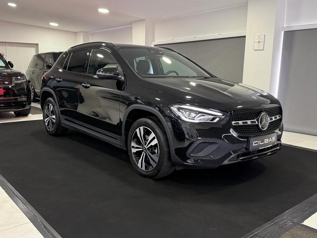 Mercedes-Benz GLA 250