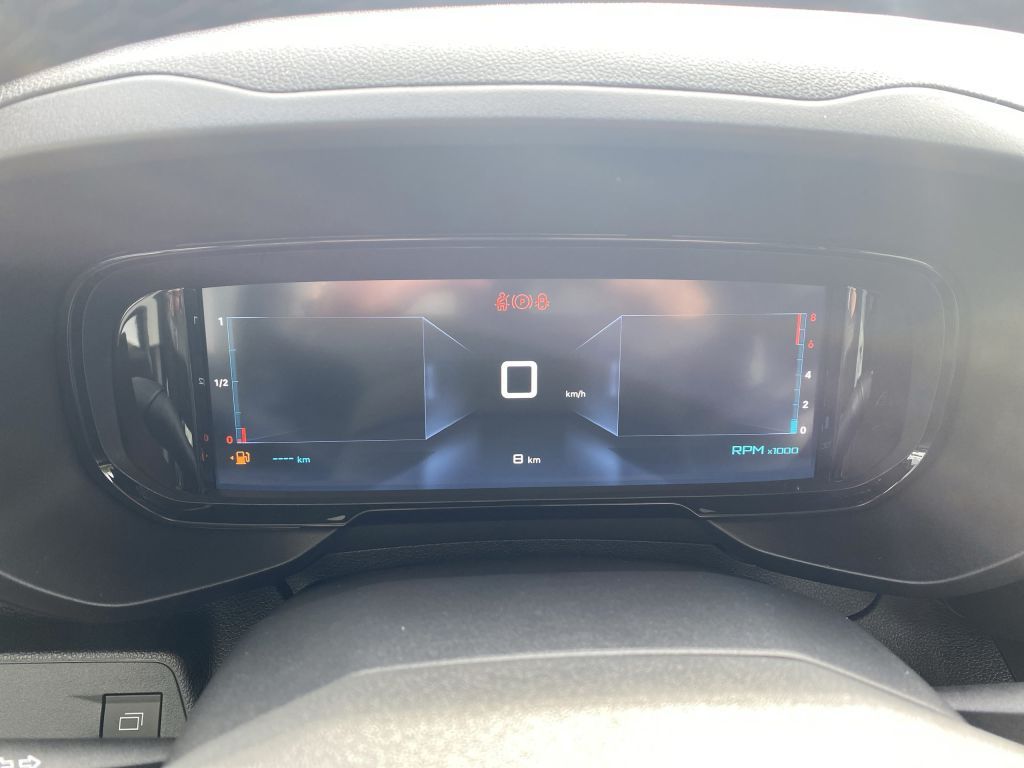 Fahrzeugabbildung Citroën Berlingo M Benzin 110 PLUS *Sitzh.*Rückfahrkam*