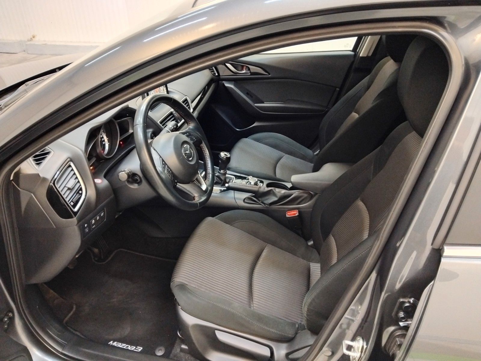 Mazda 3 (02/2016, Benzin)