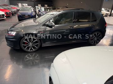 Volkswagen Golf - 9