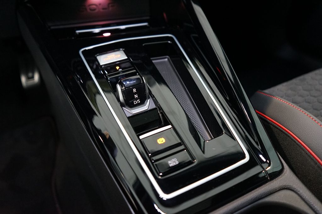 VW Golf GTI Clubsport | Akrapovic | Pano | AHK VW Golf GTI Clubsport | Akrapovic | Pano | AHK