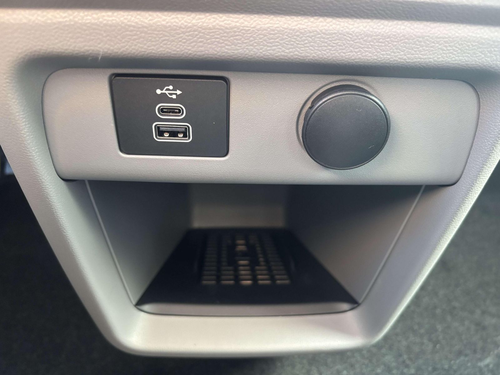 Ford Tourneo Custom - Bild 12