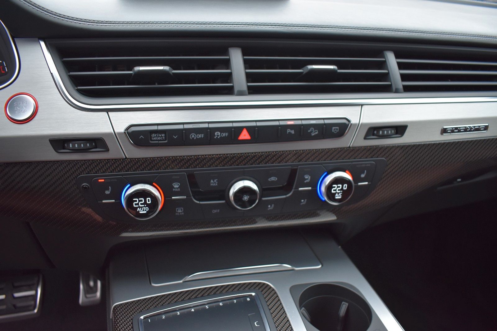 Fahrzeugabbildung Audi SQ7 4.0 TDI V8 quattro HUD Matrix Bose