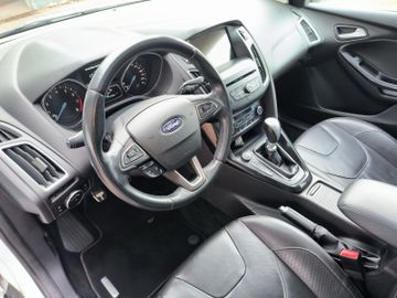 Ford Focus - 9