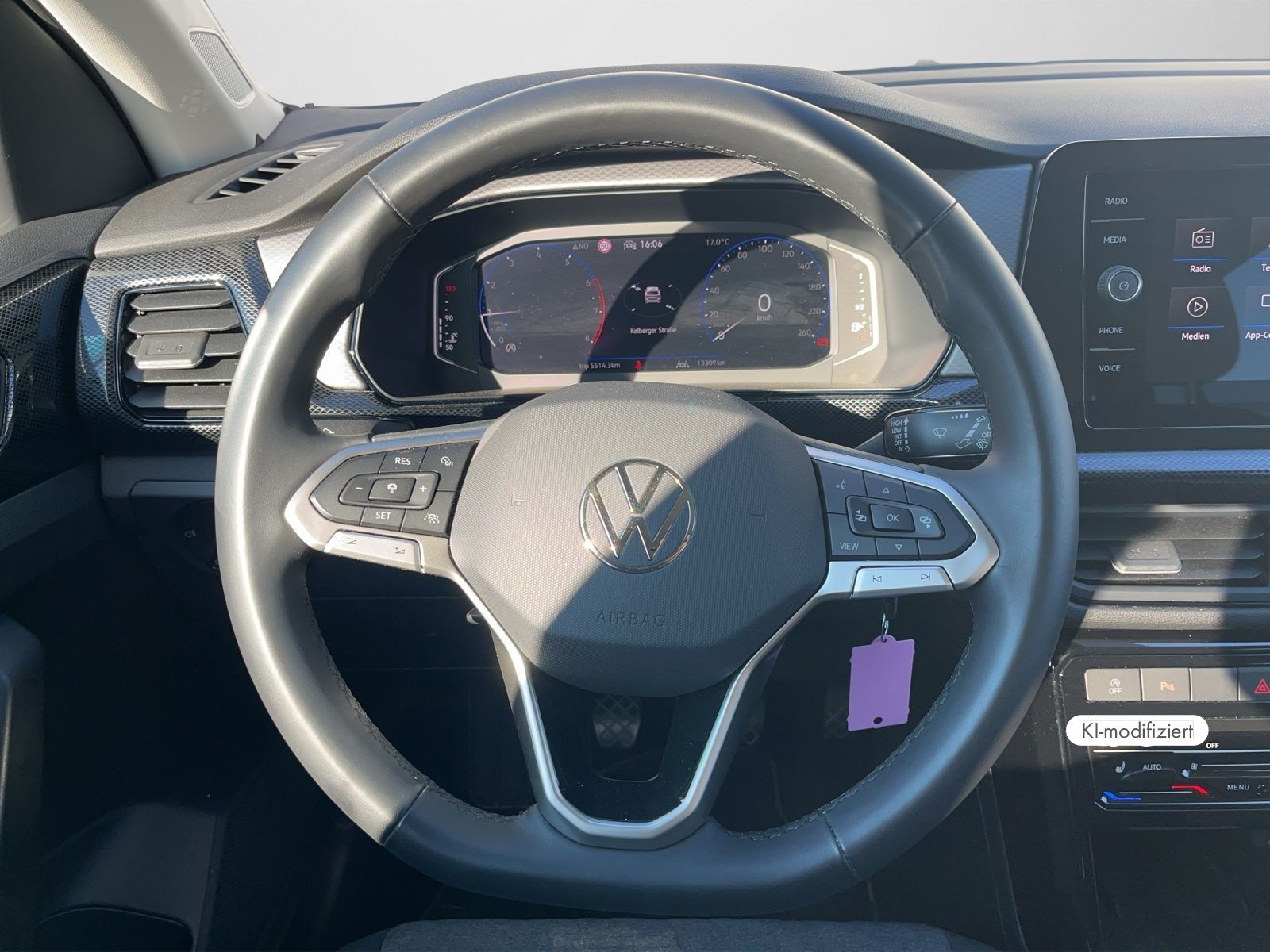 Volkswagen T-Cross - Bild 10