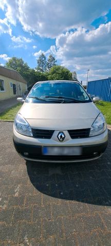 Renault Megane 2006//TÜV  bis 2026