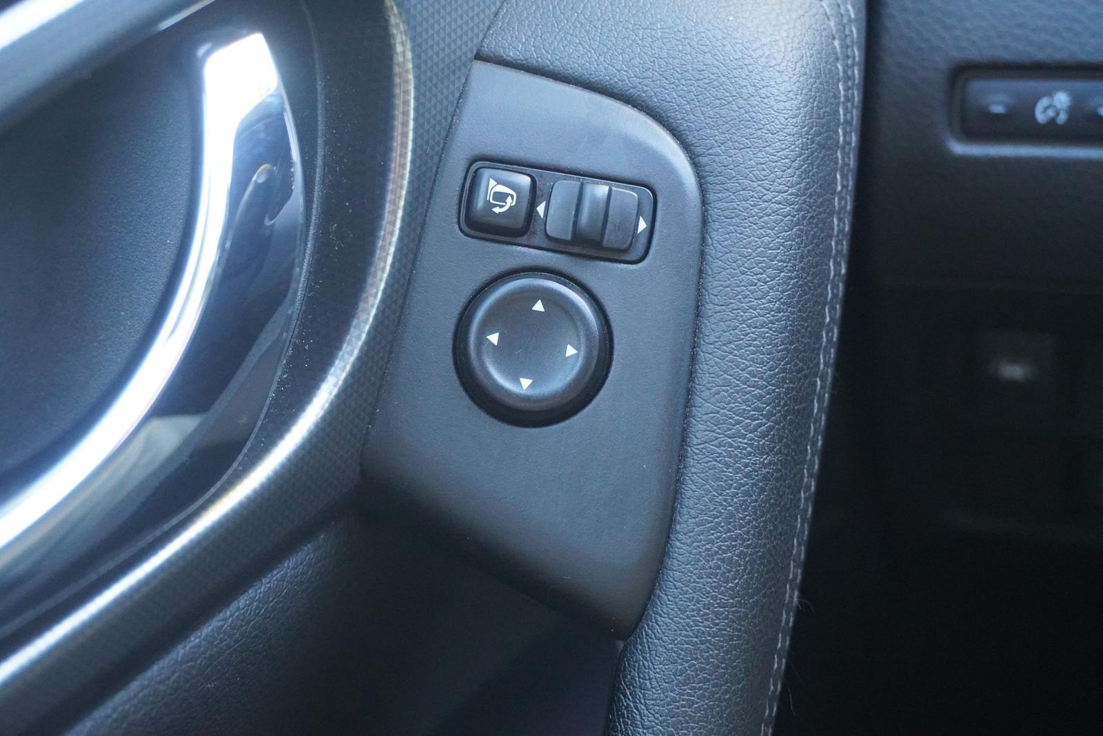 Nissan Qashqai 1.3 Tekna LED Navi Panorama 360° AHK