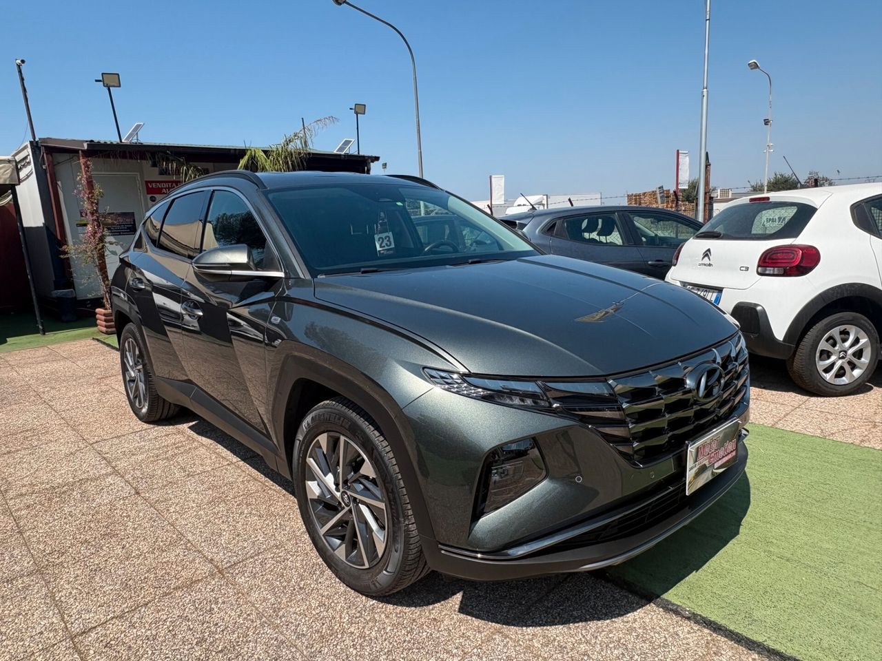 Hyundai TUCSON - 1