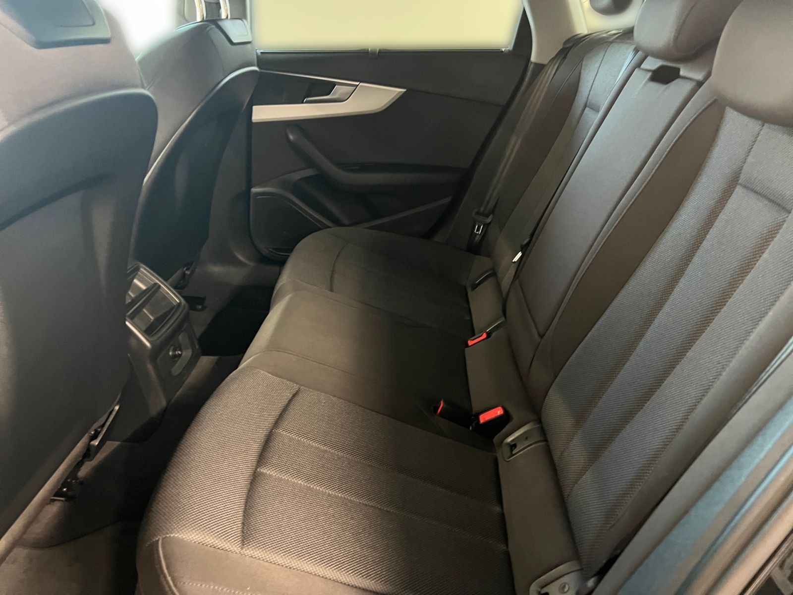 Audi A4 - Bild 10